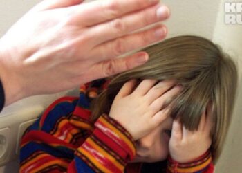 Өгей әкесі 2 жасар қызын аяусыз ұрып соққан