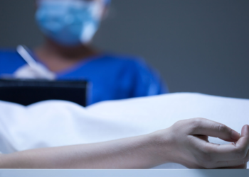 Танымал әнші күйеуінің өліміне күдікті ретінде қарастырылуда