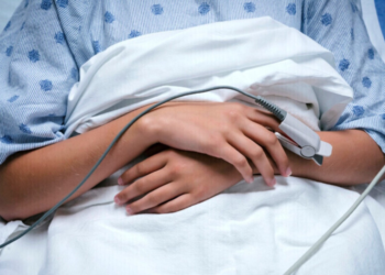 Танымал актриса рак ауруына шалдығып қалған