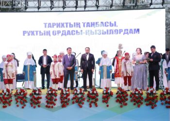 Жалағаш өнерпаздары Қызылорда аспанын әнге бөледі