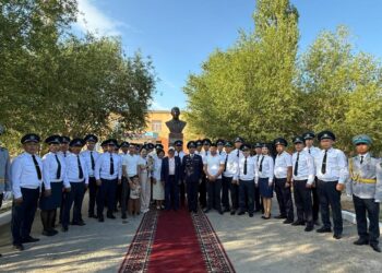 құрметпен еске алды