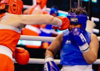 Белгілі боксшы отбасы үшін спорттан кетпек