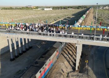 Жаңақорғанда теміржол арқылы өтетін аспалы көпір пайдалануға берілді