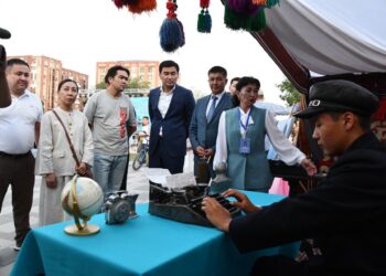 Қазалылық өнерпаздардың тартуы