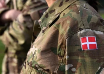 Енді 18 жасқа толған қыздар да әскер қатарына шақырылмақ