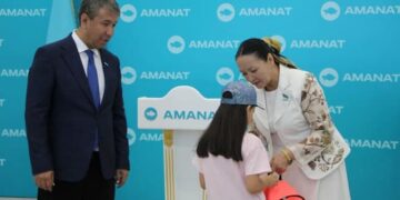 «Баланы мектепке дайындайық!» акциясы аясында Қызылордада балаларға оқу құралдары табысталды