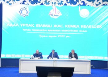 Қазалыда «Адал ұрпақ, білімді жас, кемел келешек» атты алқа отырысы өтті