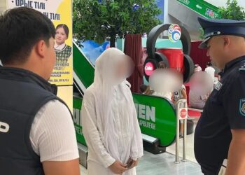 Қызылордалық полицейлер бетті тұмшалайтын киімдерге тыйым салу бойынша түсіндірме жұмыстарын жүргізді