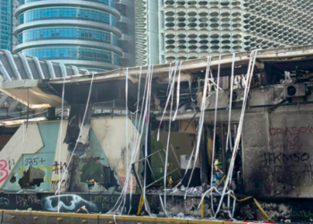 Парламент үйі өртке оранды. Қаза тапқандар бар