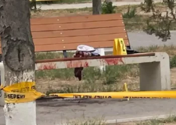 Ақтауда екі ер адам пышақ жарақатын алды