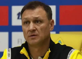 «Билет сатпаймын»: «Қайрат» футбол клубының бас жаттықтырушысы