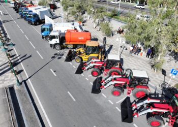 Еңбек күні қарсаңында «Үлгілі елді мекен» облыстық конкурсы жеңімпаздарына 19 коммуналдық техника табысталды