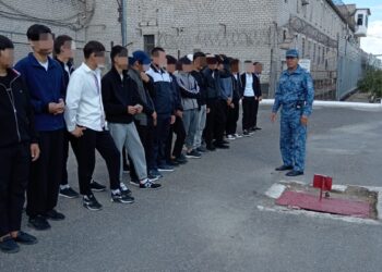 Студенттер тәртіп пен заң аясында ой түйді