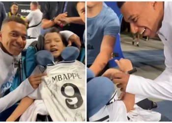 Әлемге танымал футболшы Килиан Мбаппе Алматыда ерекше жанкүйерімен кездесті
