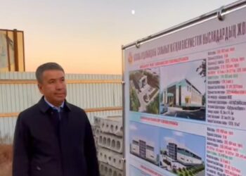 Аудан әкімі Әйтеке би кентіндегі құрылыс нысандарын аралады