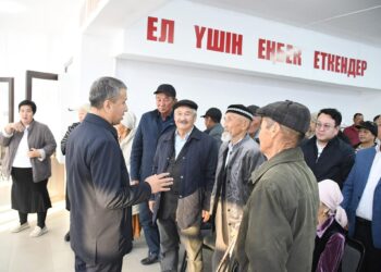 Қазалы ауданының әкімі ауыл тұрғындарымен кездесті