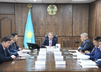 Мәжілісте жұмыспен қамту, әлеуметтік қорғау және кәсіпкерлікті дамыту мәселелері қаралды