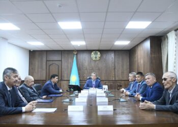 Қазалыда сала қызметкерлерінің үздіктері марапат төрінен көрінді