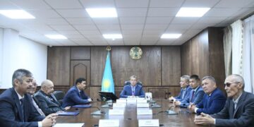 Қазалыда сала қызметкерлерінің үздіктері марапат төрінен көрінді