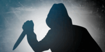 Жантүршігерлік оқиға: Ер адам әйелімен енесін аяусыз пышақтап өлтірген