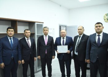 Қазалы ауданының әкімі прокуратура қызметкерлерін кәсіби мерекесімен құттықтады