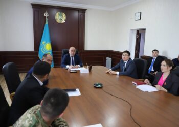 Жалағаш ауданында көктемгі дала өртінің алдын алу және мерзімді әскери қызметке шақыру мәселелері қаралды