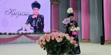 Жаңақорғанда өңірге белгілі дәстүрлі әншінің шығармашылық кеші ұйымдастырылды