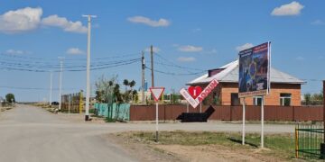 Аққұм ауылында электр желілері жаңартылып жатыр