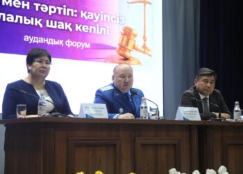 Арал: “Қауіпсіз балалық шақ кепілі” тақырыбында жиын өтті