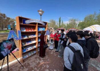 Арал: «Жасанды интеллект және кітапхана» атты көрме өтті