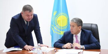 Қазалы ауданының әкімі тұрғындарды жеке мәселелері бойынша қабылдады