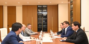 Аймақ басшысы УЕФА стадион инспекторымен кездесті