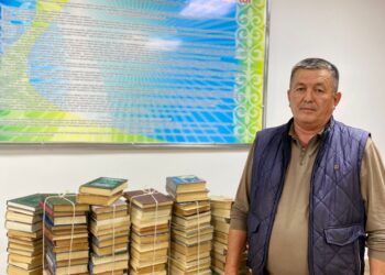 300 кітап: ізгілікке иек артқан игі іс