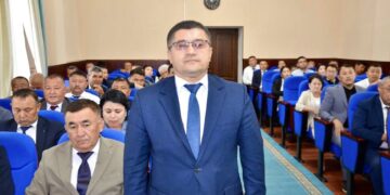 Мәжіліс отырысында жаңа әкімдер таныстырылды