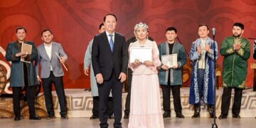 Сыр елінде даңқты қолбасшы Жалаңтөс Баһадүрдің 450 жылдығына арналған республикалық ақындар айтысы өтті