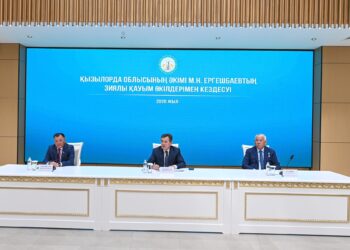 Аймақ басшысы зиялы қауым өкілдерімен кездесті