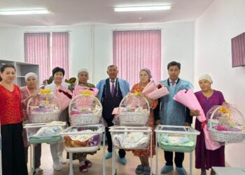 Халықаралық отбасы күніне орай жас аналарға құрмет көрсетілді