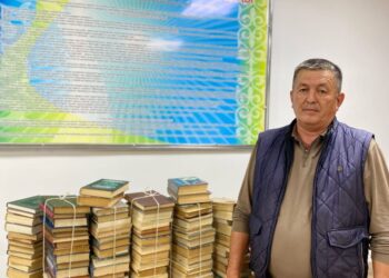 300 кітап: ізгілікке иек артқан игі іс