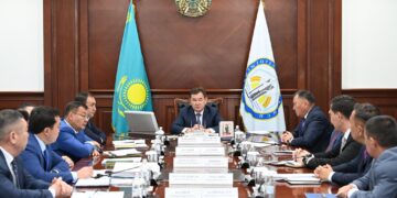 Қауіпсіз еңбек жағдайын қамтамасыз ету мәселелері қаралды