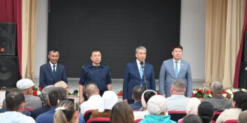 Қазалы ауданының әкімі ауыл тұрғындарымен кездесті