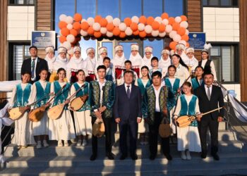 Облыс әкімі Аралдағы мәдениет үйінің ашылуына қатысты