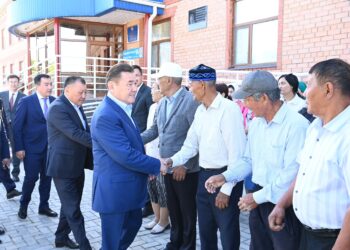 Облыс әкімі Жалағаш ауданының тұрғындарымен кездесті