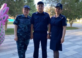 Балалар күніндегі тәтті тарту