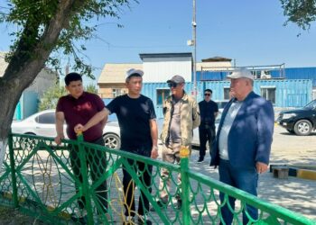 Арал: Аудан әкімі сенбілік барысында қаладағы бірқатар қоғамдық орындардың жай-күйіне зерделеу жұмыстарын жүргізді
