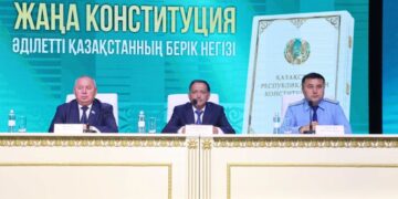 Сырдарияда «Жаңа конституция – Әділетті Қазақстанның берік негізі» тақырыбында жиын өтті