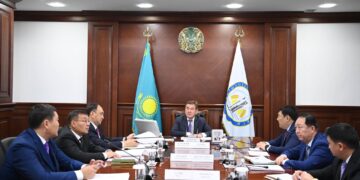 Аймақ басшысы газ саласын дамыту мәселесін талқылады