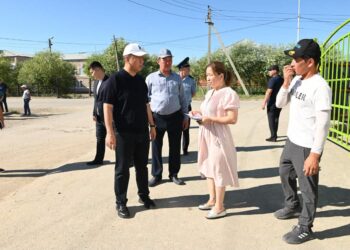Қазалы ауданы әкімі Әйтеке би кентінің санитарлық тазалығын бақылады