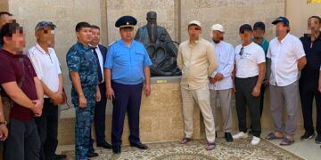 Қармақшы аудандық пробация қызметінің есебіндегі сотталғандар Қорқыт ата кесенесіне барды