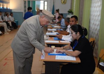 Аудандық ардагерлер кеңесінің төрағасы Құрылтай сайлауында дауыс берді