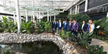 Нұрлыбек Нәлібаев Қызылордадағы сапарында Ботаникалық бақ пен оқу-сауықтыру орталығының жұмыс барысымен танысты